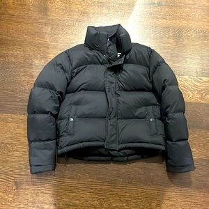 Aritzia Super Puff Shorty